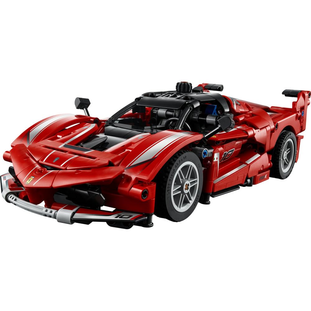 LEGO Technic Ferrari FXX K, model samochodu do składania dla dzieci i fanów motoryzacji, zabawka konstrukcyjna, pomysł na prezent dla 10-latka i dekoracje do pokoju chłopca i dziewczynki 42212