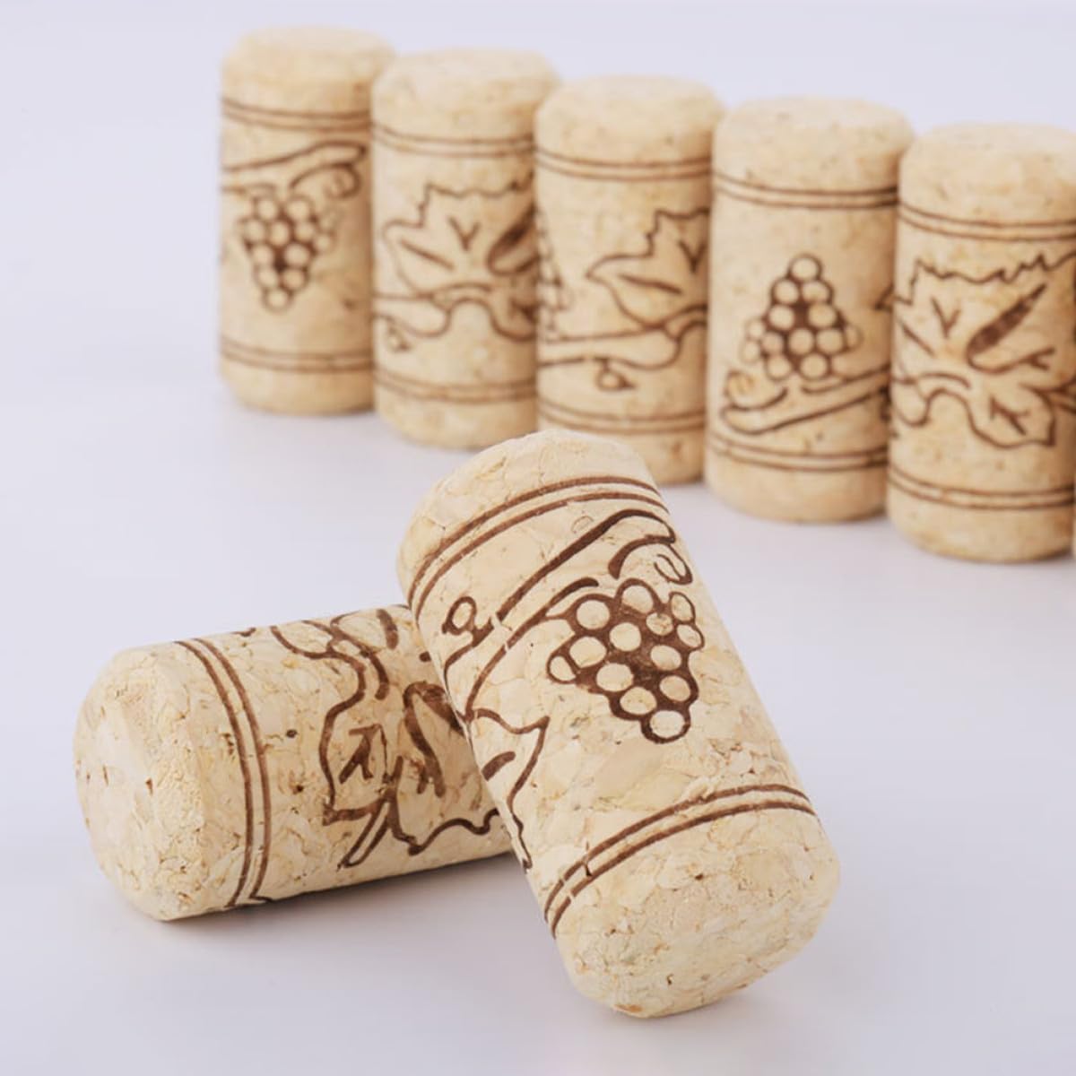 20pcs Wooden Wine Bottle Stoppers Soft Cork Seal Plugs 20x40mm Bulk Wine Bottle Corks for Preservation and Bar Use
