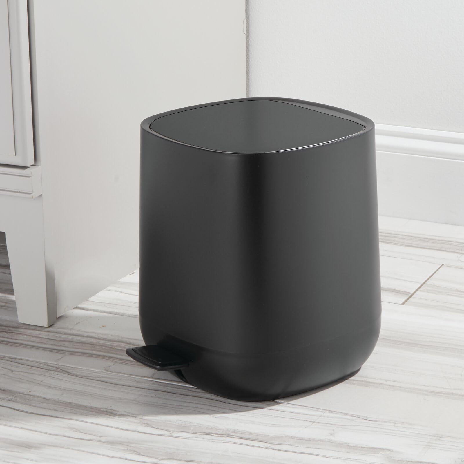 Vepa Bins Afvalbak Pedaalemmer Rond 3 Liter RVS (VB222203R Vepa Bins Afvalbak Pedaalemmer Rond 3 Liter RVS (VB222203R