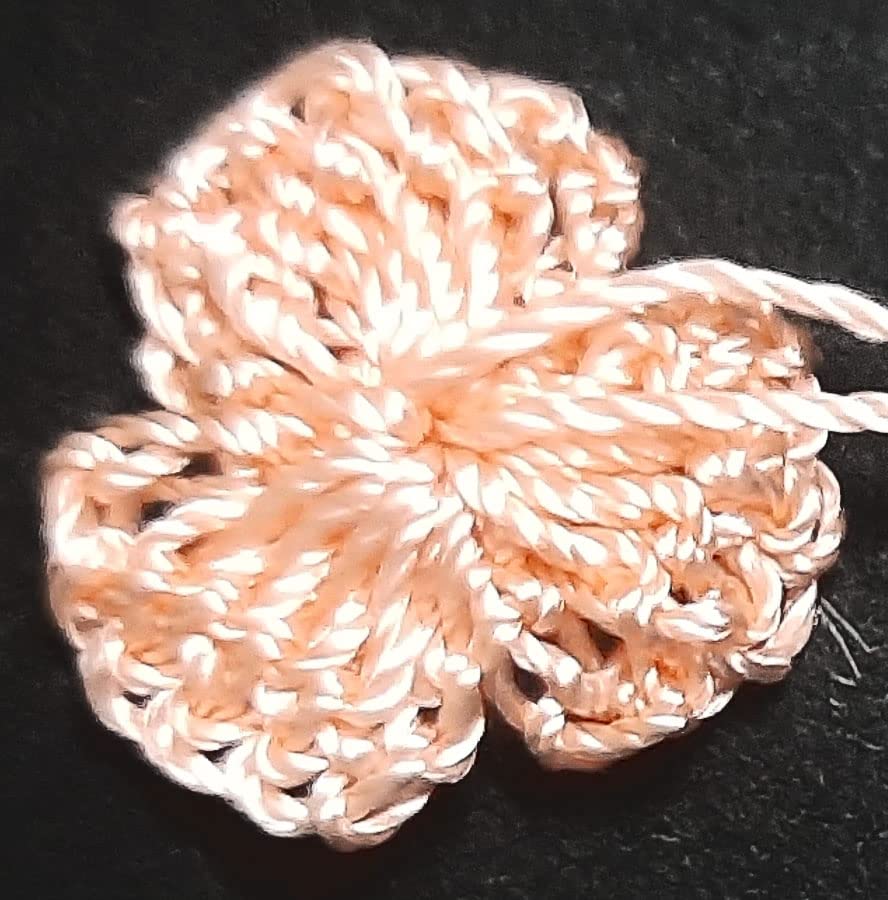 Crochet Mini Flower (Peach)