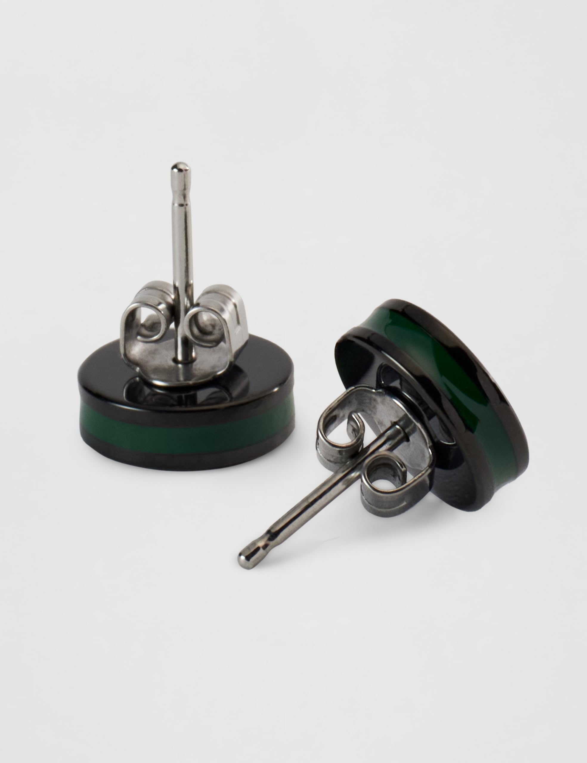 Lacoste Clous d'oreilles pour Homme Collection LACOSTE BASELINE disponible en version noire ou argentée
