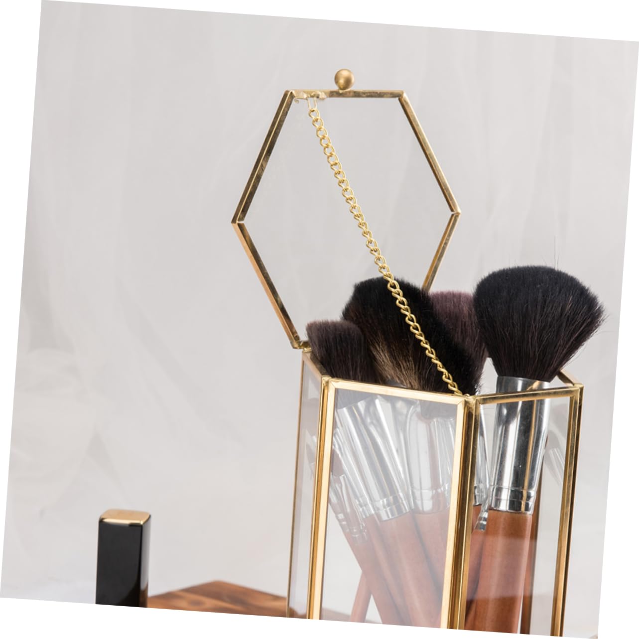 Mikinona Retro Hexagonal Makeup Brush Holder z Przezroczystego Szkła i Mosiądzu Przechowywanie Akcesoriów Kosmetycznych Organizer Do Makijażu z Pokrywą