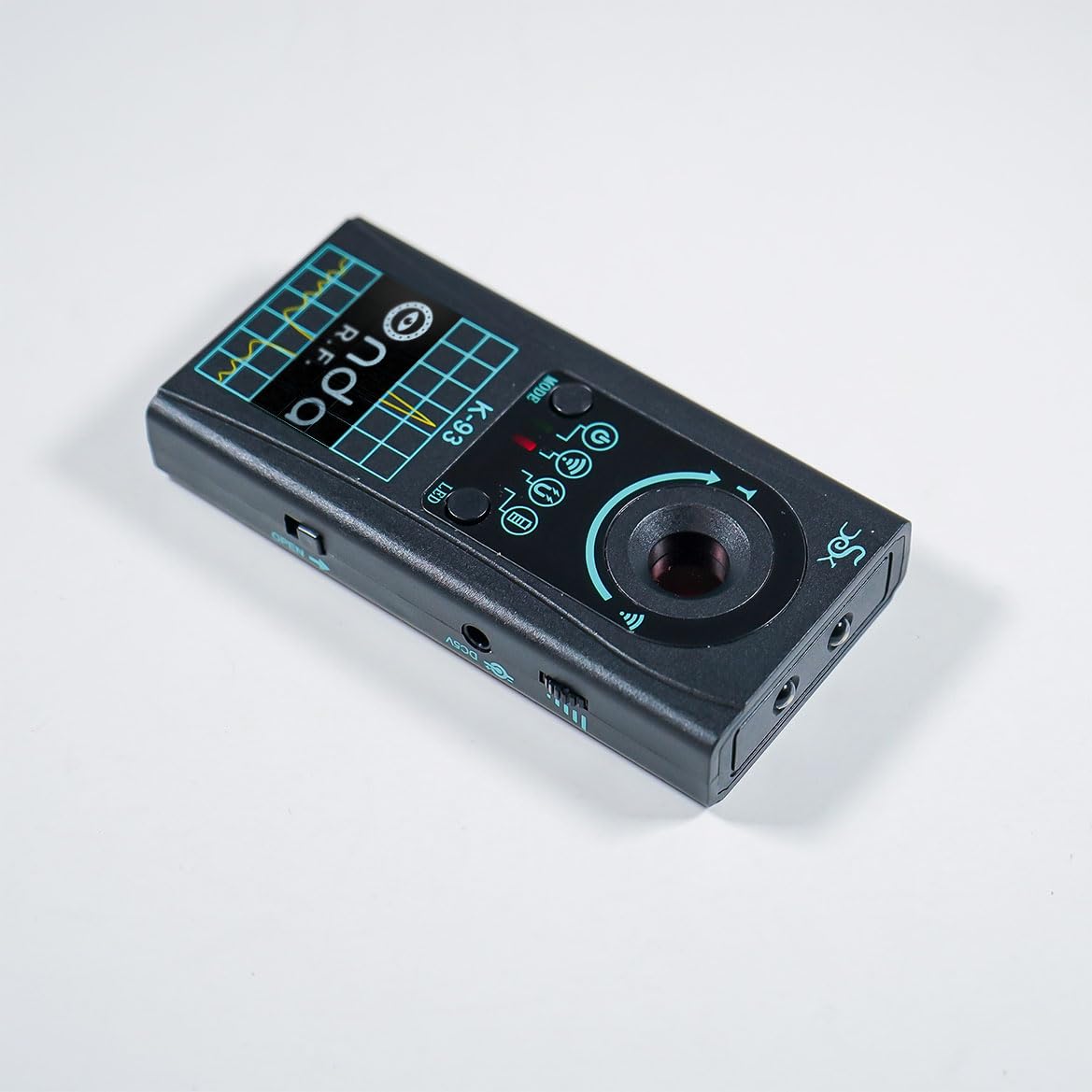 Rilevatore di Microfoni Ambientali, Microspie, Localizzatori con Magnete per Rilevare Segnali Wireless, Dispositivi di Tracciamento GPS, Microspie OCCULTATE in OGGETTI in AUTO e noleggio (K93 ONDA)