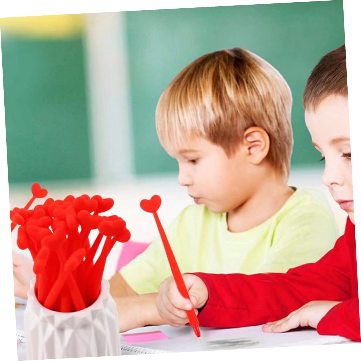 Angoily Penne Gel Set 10 Penne a Forma di Cuore in Plastica Rosse Leggere e Fluide Stile per Studenti, per Scrivere e Prendere Appunti