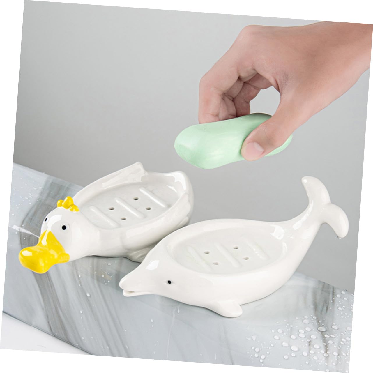 2 Stück Keramik Seifenschale mit Süßem Tierdesign Selbstentwässernd Ablaufendes Seifenfach für Bad Küche Hotel und Gemeinschafts Waschräume Praktisch und Dekorativ