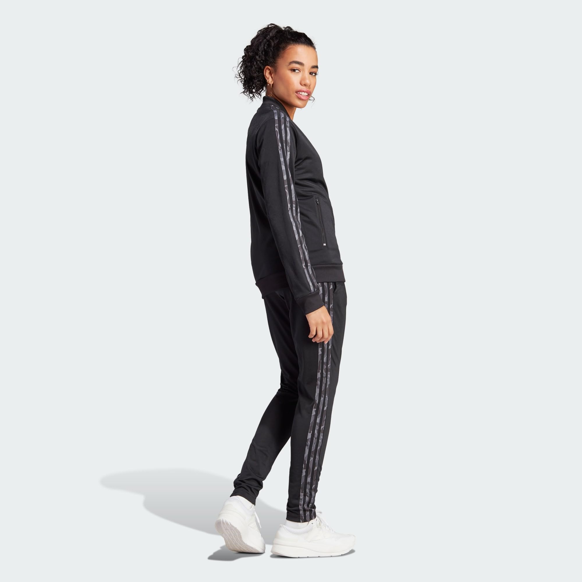 adidas Kobiety Essentials 3-Stripes Track Suit, Black/Multicolor, S