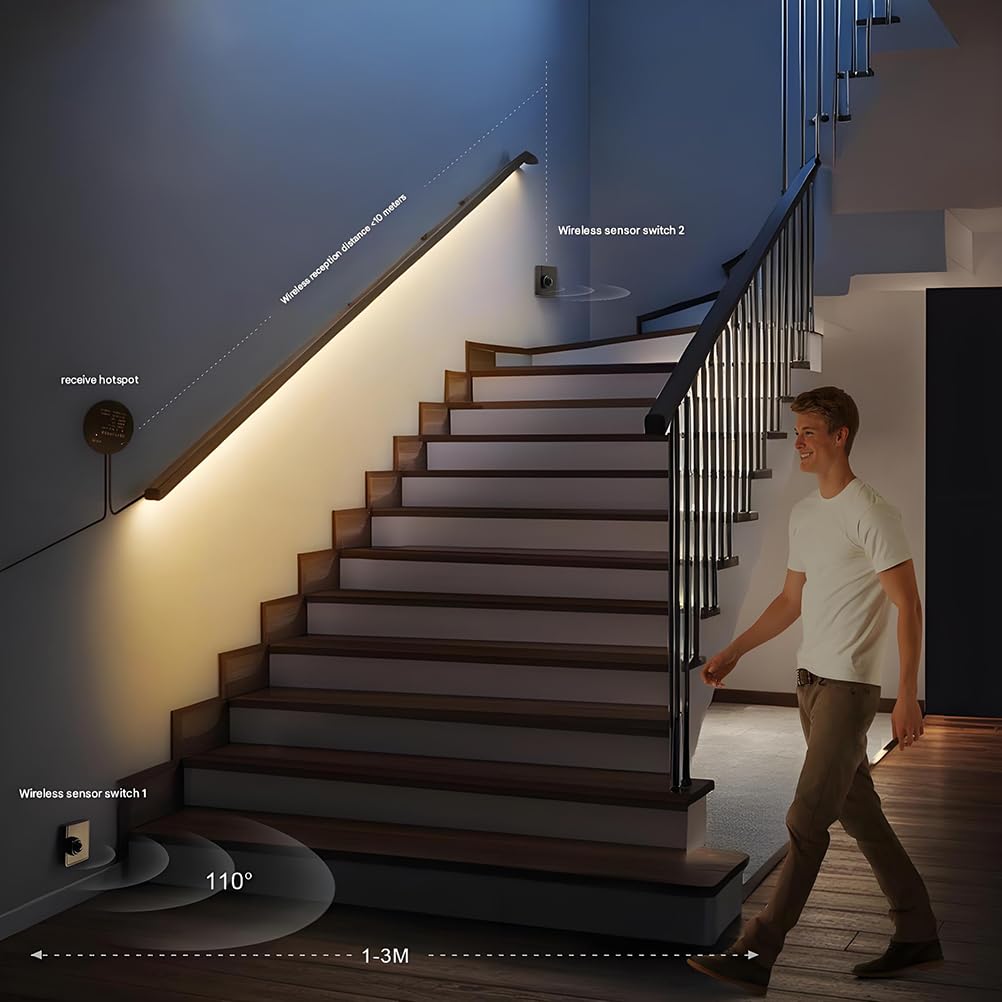 AoLa Striscia LED con sensore di movimento interni, bianco caldo 3000K 3M 960LED con 2 pezzi Interruttore portatile a batteria sensore di movimento Striscia interni Luce di movimento per scale,10M