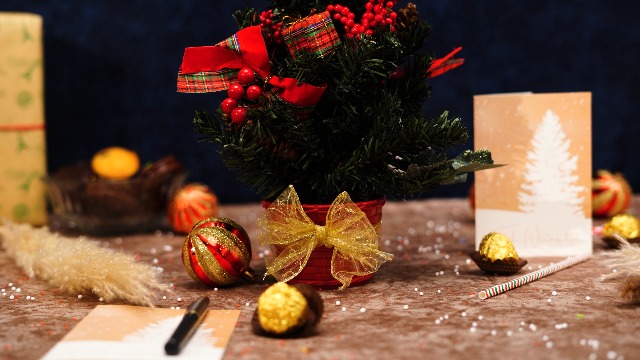 Belle Vous Kerstballen (50 stuks) - Verschillende grootte glitter paarse kerstballen met ster boom top - kerstboom bal opknoping ornamenten voor kerstversiering vakantie feest binnen/buiten decoraties