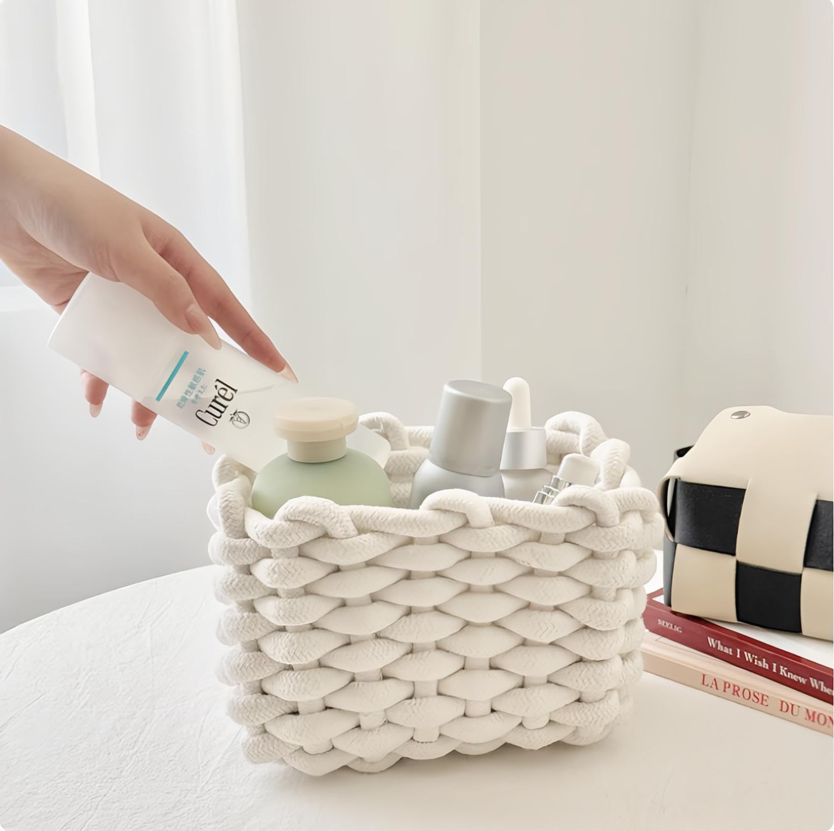 2 Pièces Panier Rangement Bébé Panier de Rangement en Corde de Coton Petit Panier Tressé Carré Paniers de Rangement à Langer Convient pour Chambre de Bébé, Chambre, Salon (Blanc)