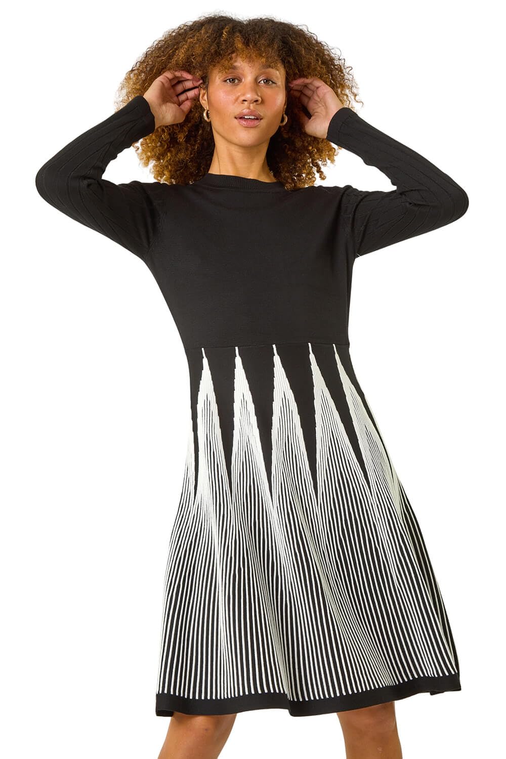 Roman Women's Black Contrast Pattern Knitted Dress Size 18