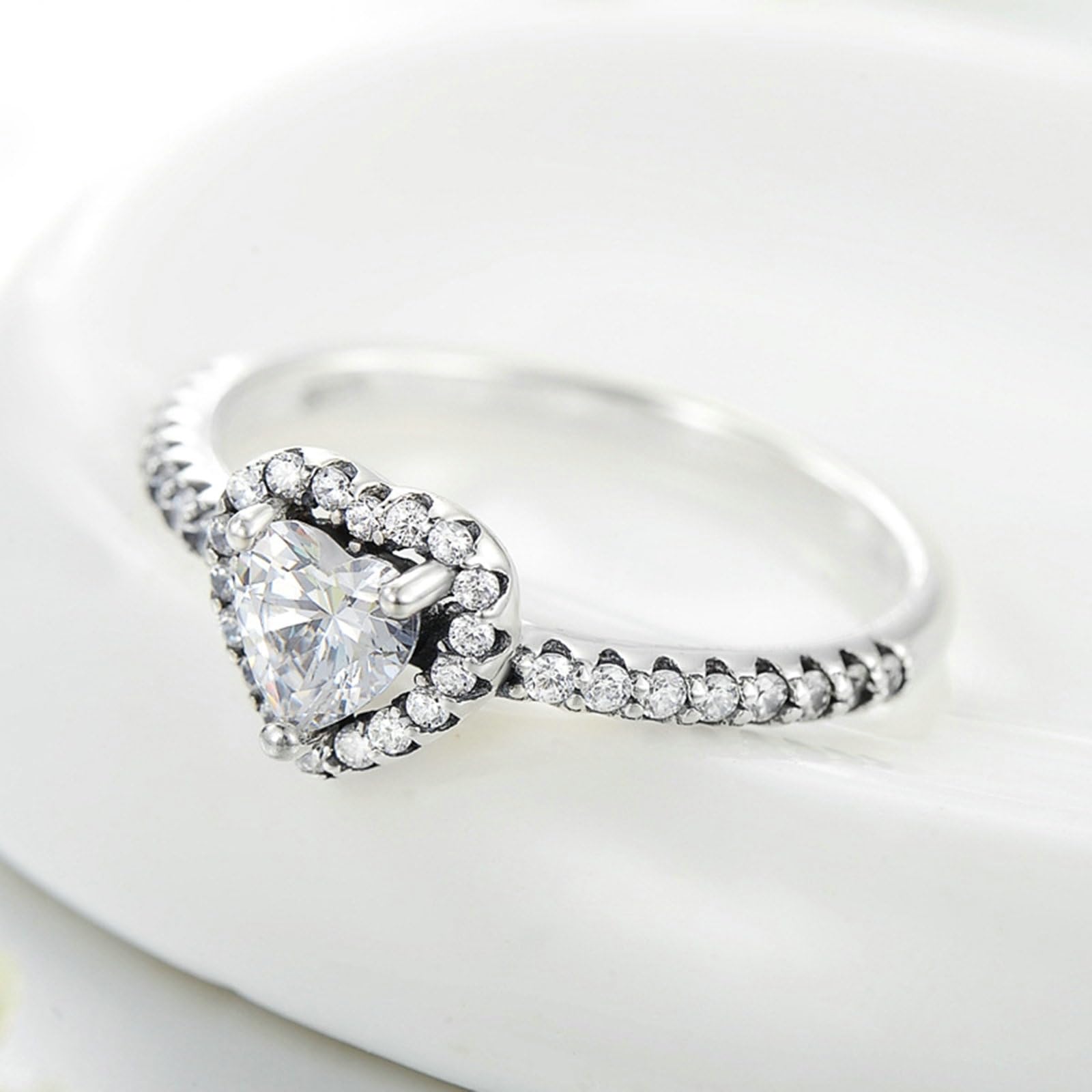 Wycian Anillos de compromiso solitarios de plata de ley 925 con circonita cúbica para mujer, redondos con forma de corazón blanco, moissanita, anillos de boda y compromiso para ella