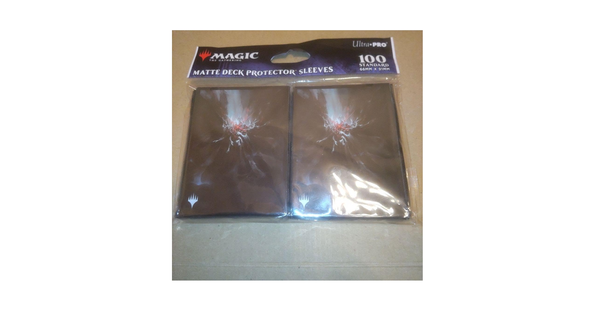 専用 MTG ヴァルガヴォス デッキケース スリーブ ULTRA PRO 未開封 Amazon.co.jp: MTG 魂の鋤引き、ヴァルガヴォス ウルトラプロ