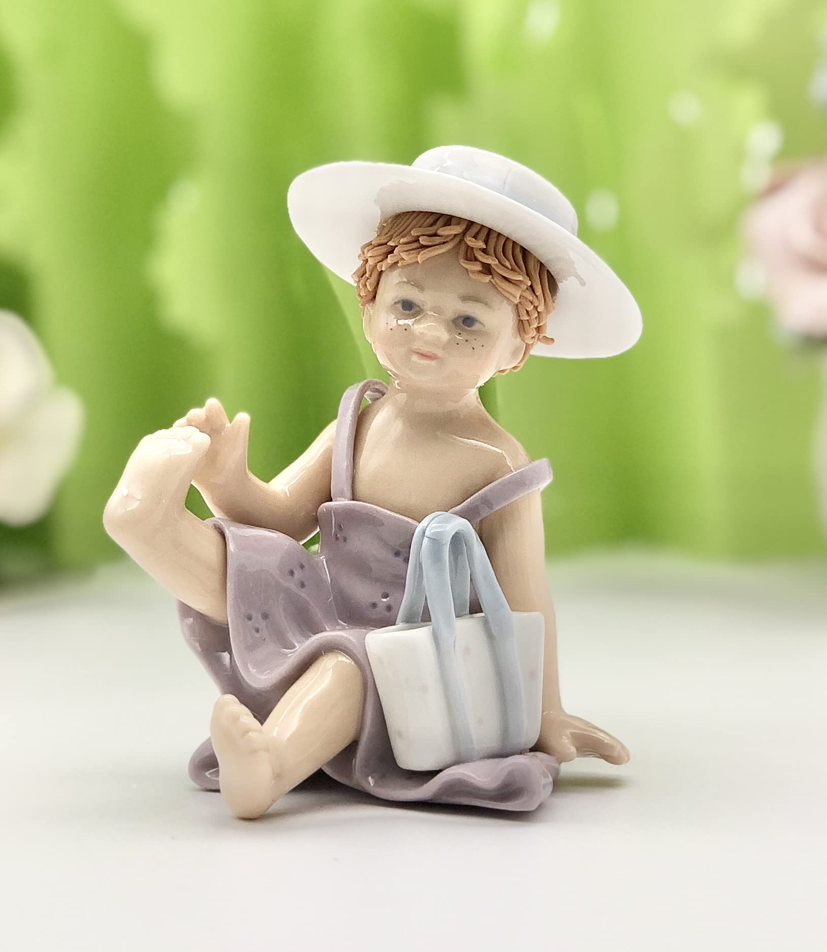 陶器　お人形の置物 陶器人形 ソファに座る女性と手を差し出す男性 西洋陶器 インテリア