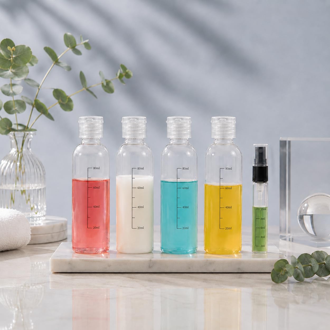 Bottiglie da viaggio 100ml,5 PCS flaconi da viaggio vuoti trasparenti per aereo,Kit Contenitori Viaggio Liquidi in plastica, flacone trasparente per shampo ，lozione， tonico viso, gel,Olio solare