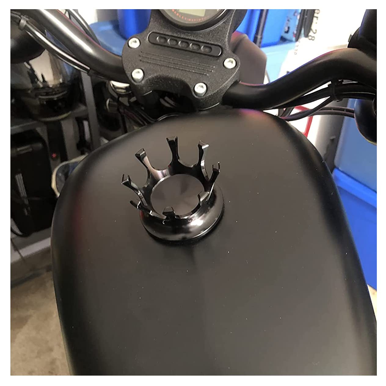 Bouchon Réservoir Carburant Moto Style Couronne Noir - Pour Sportster XL 1200 883 Dyna Touring Softail