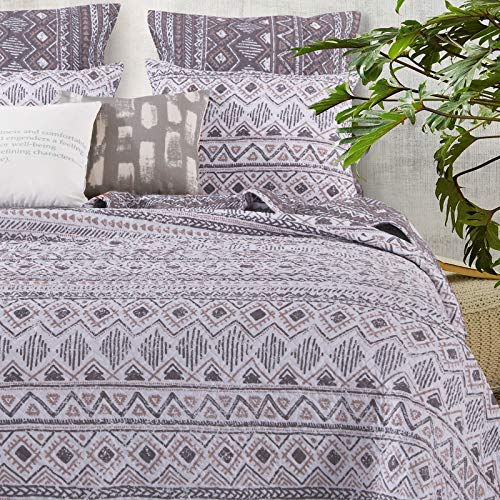 Colcha edredón Barefoot Bungalow marfil tamaño King con acabados Premium 5