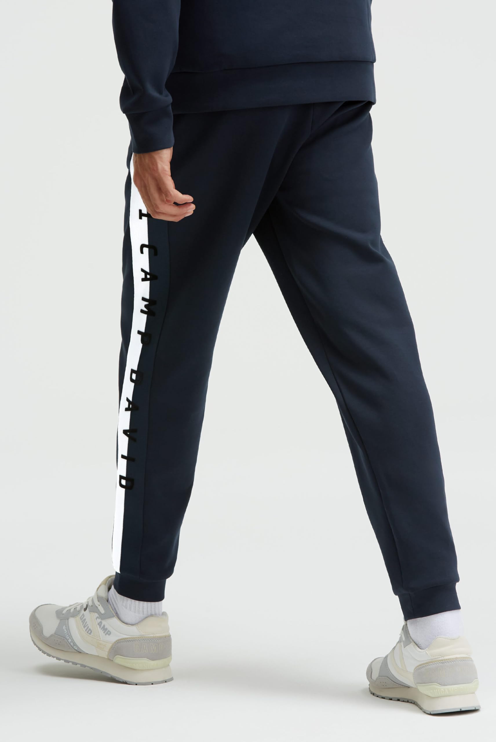 Camp David Herren Jogginghose mit Logo-Tapes an den Seiten