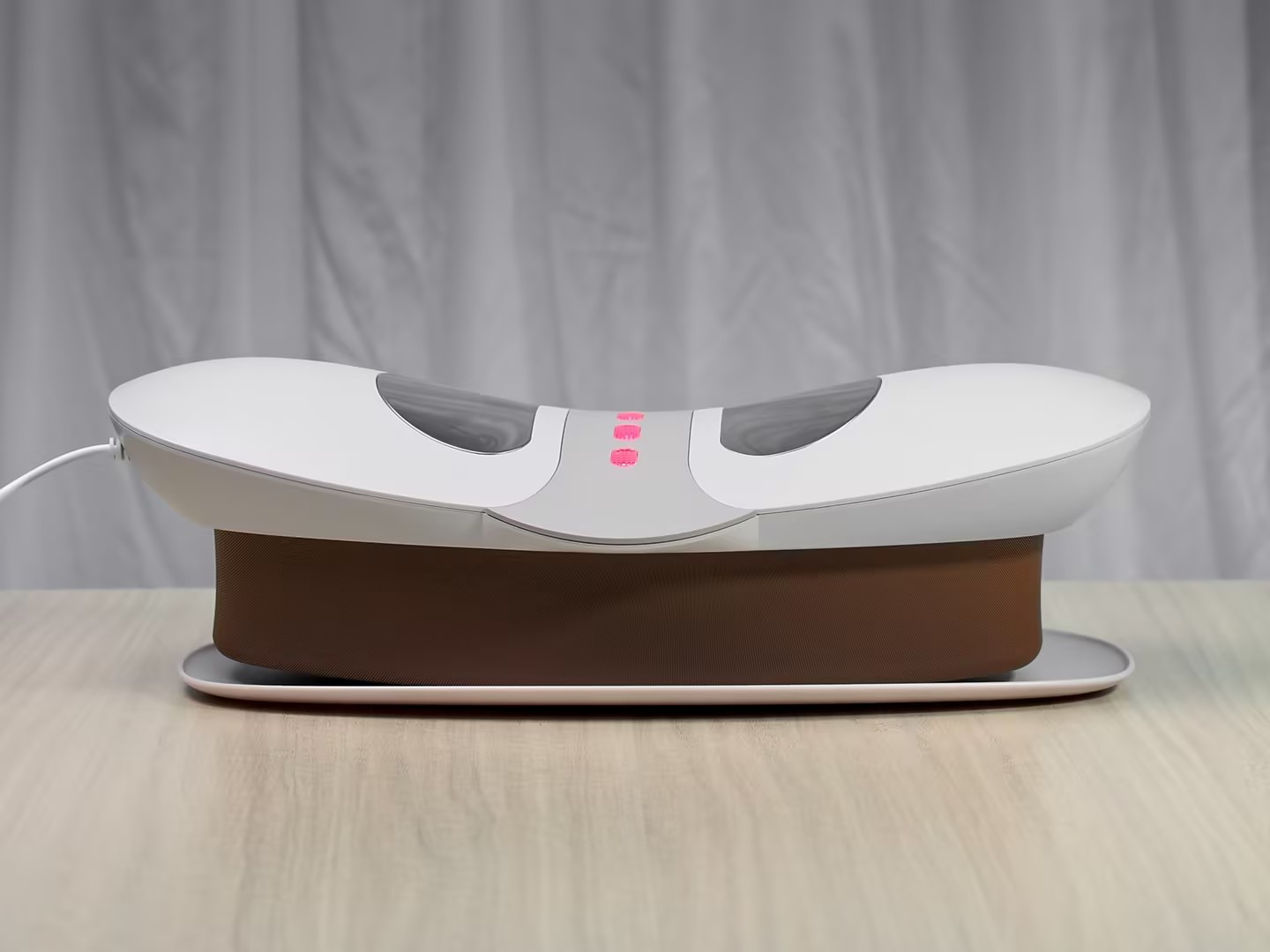 Amazon.co.jp: 【理学療法士推薦】HAGOOGI 腰枕 EMS 温熱 振動 牽引 