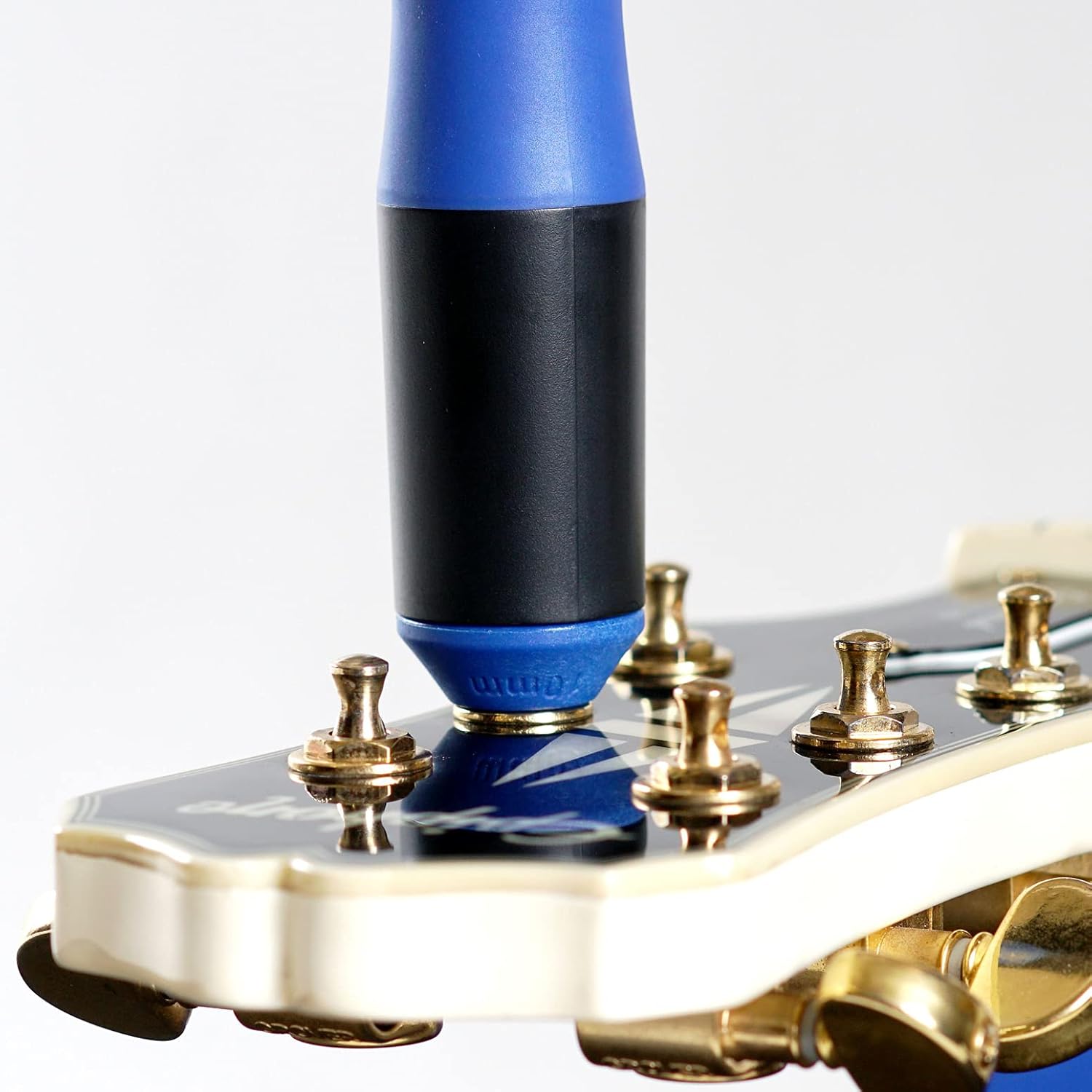 MusicNomad MN221 GRIP Guitar String Peg Winder, Rubber Lined & Dual Bearing : Musical Instruments