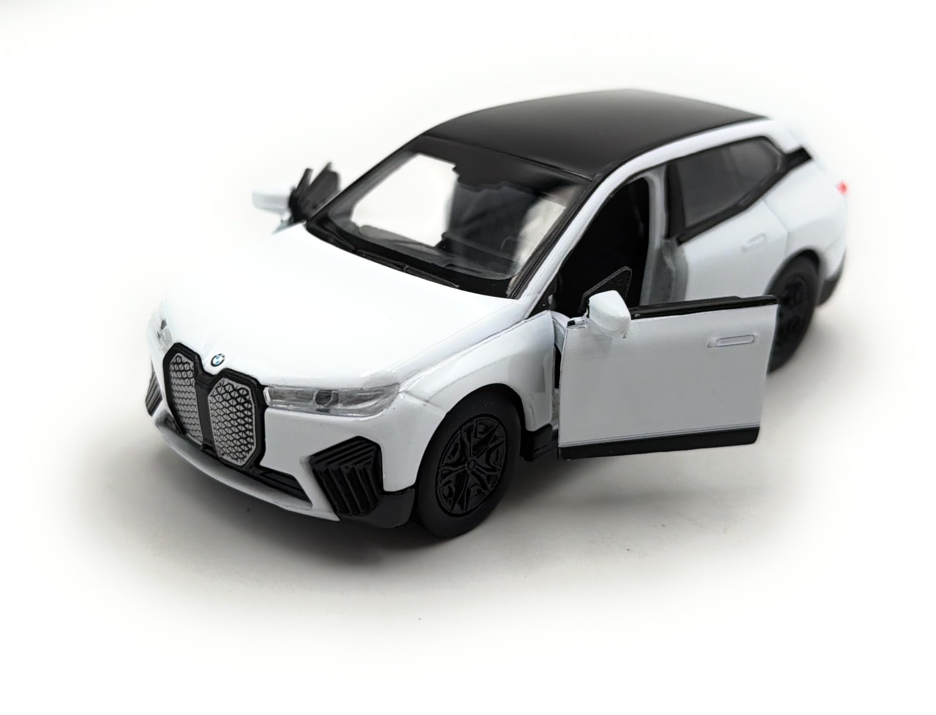 Toi-Toys Welly Model car BMW IX 4 SUV, miniature car, scale 1:39 / L 12cm, white