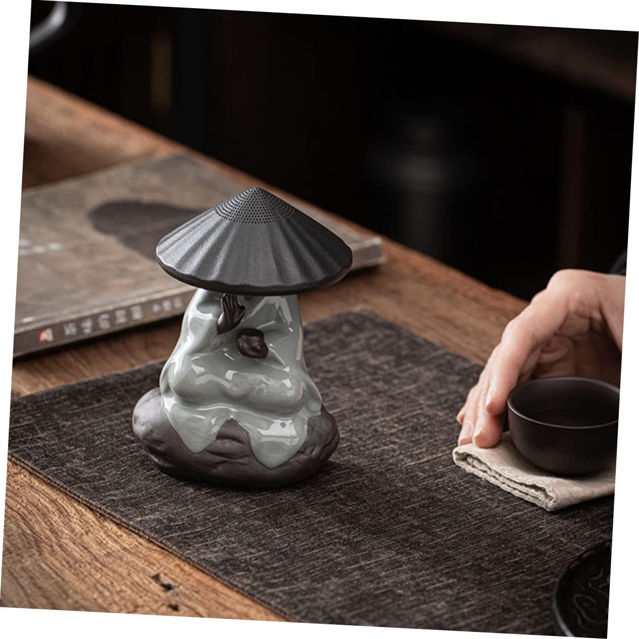 Lovely Pet Tea Filter Elegant Desktop Ornament for Tea Table Decor Lightweight and Practical Design for Home and Office Use