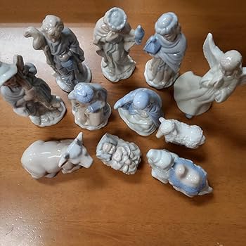 降誕セット　リヤドロ風　ネイティビティ　クリッペ Amazon.co.jp: 降誕セット リヤドロ風 ネイティビティ クリッペ