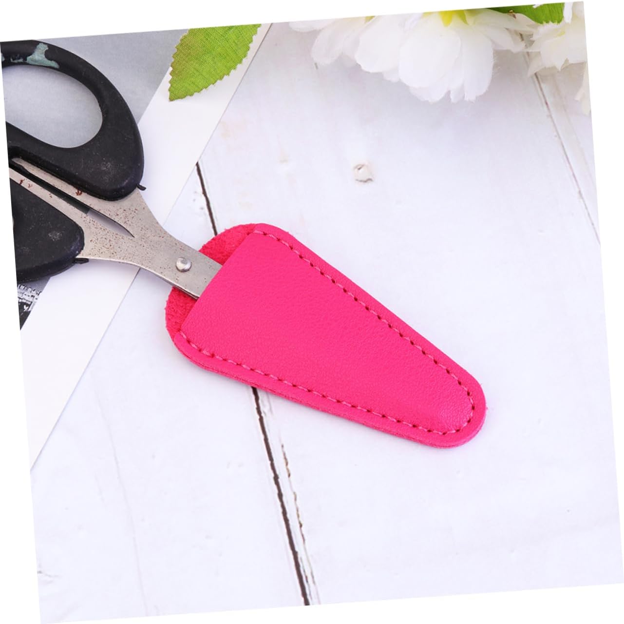 6pcs Scissors Protective Sleeve Pu Nail Cuticle Scissors Covers for Beauty Tools Mixed Black Rosy Beige Safe and Practical Scissor Sheath for Daily Use