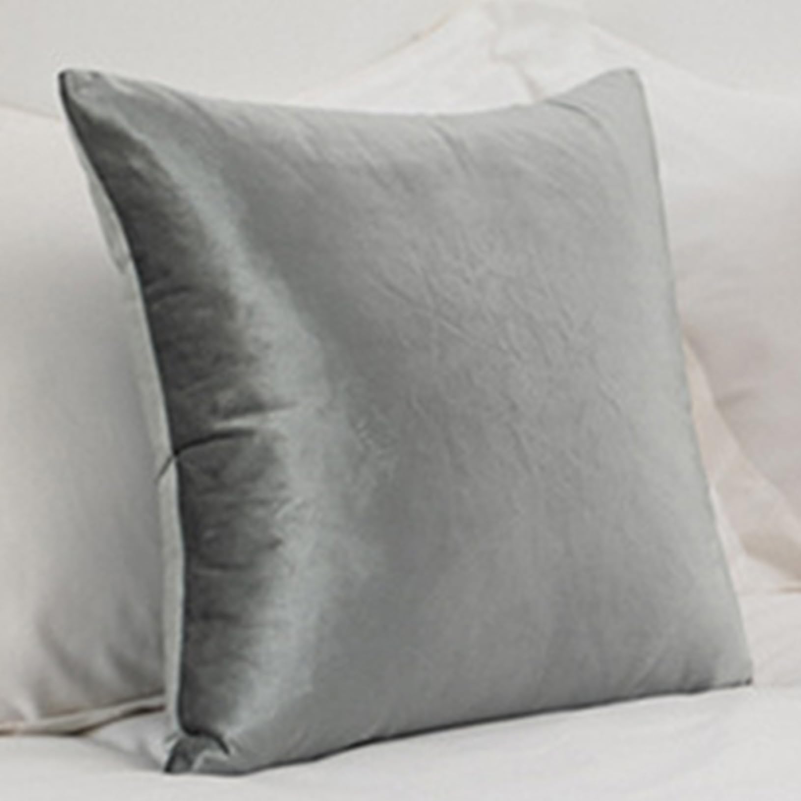 TTiiLoe Velvet Cushion Cover with Core, Pillow Polyester Car Seat Cushion for Sofa Chair Bed Couch, Light Grey, 45 * 45cm — image 1