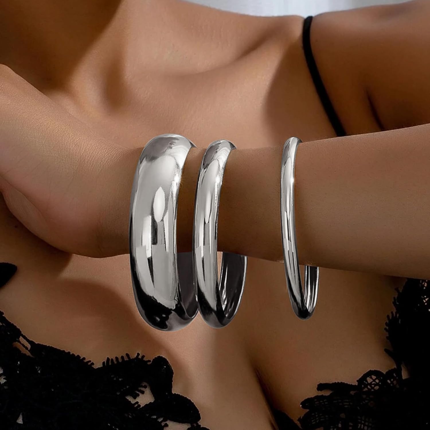 Giovanchi 3Pcs Chunky Bangle Bracelets for Women Trendy Stack Open Wide Wrist Cuff Bracelets Hinged Arm Cuff Bangles Fashion Gift Accessories - Image 3