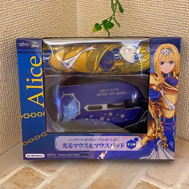 【激レア品】ソールド・オンライン　アリシゼーション　光るマウス&マウスパット Amazon.co.jp: ソードアートオンライン アリシゼーション 光るマウス