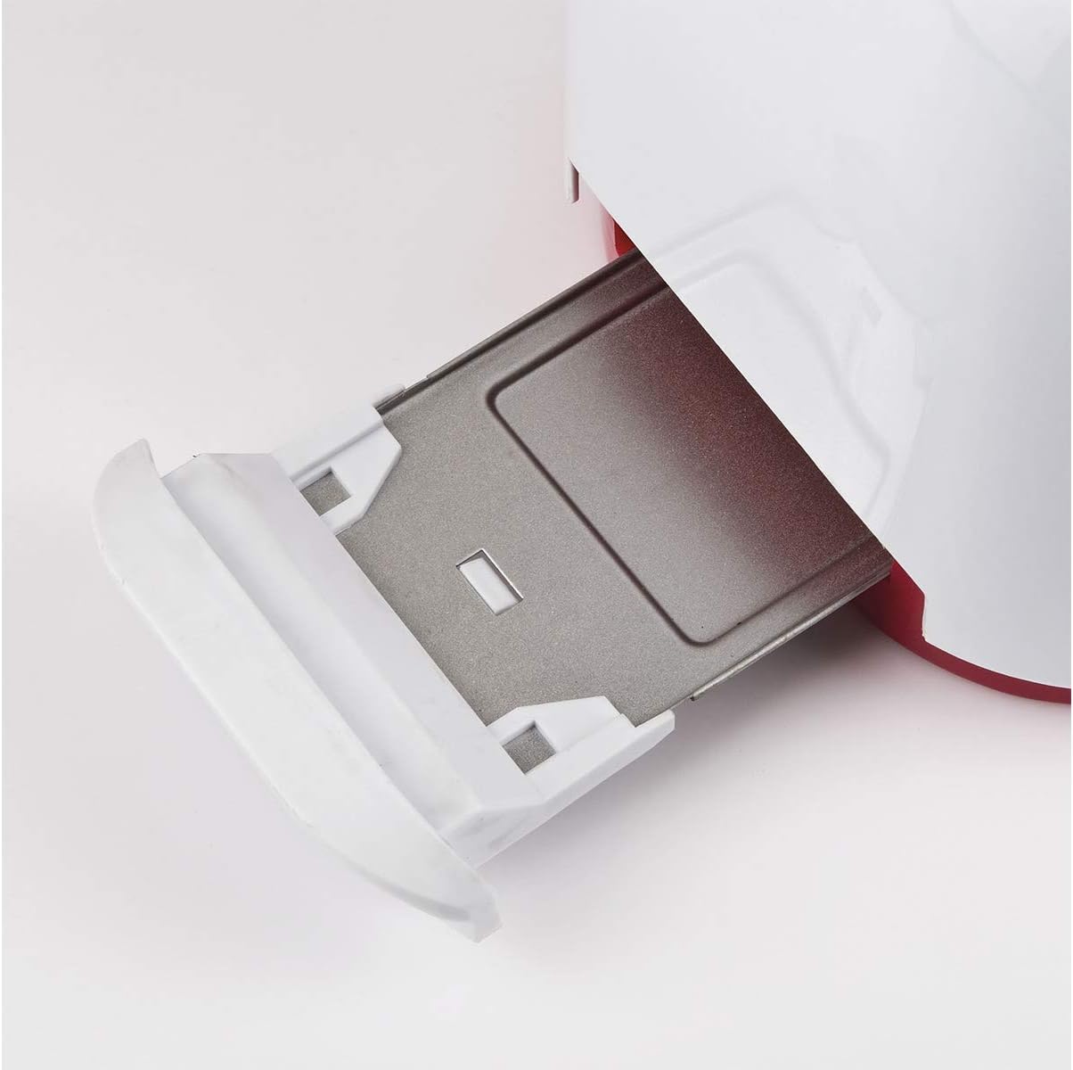 Removable crumb tray of Girmi TP11 toaster