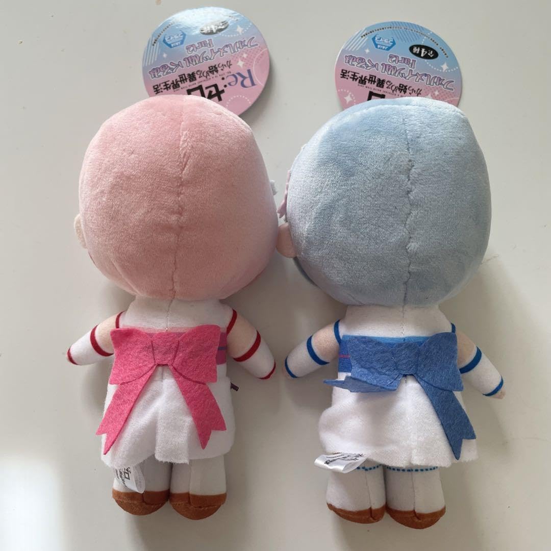 Amazon.co.jp: リゼロ ぬいぐるみキーホルダー レム ラム : おもちゃ