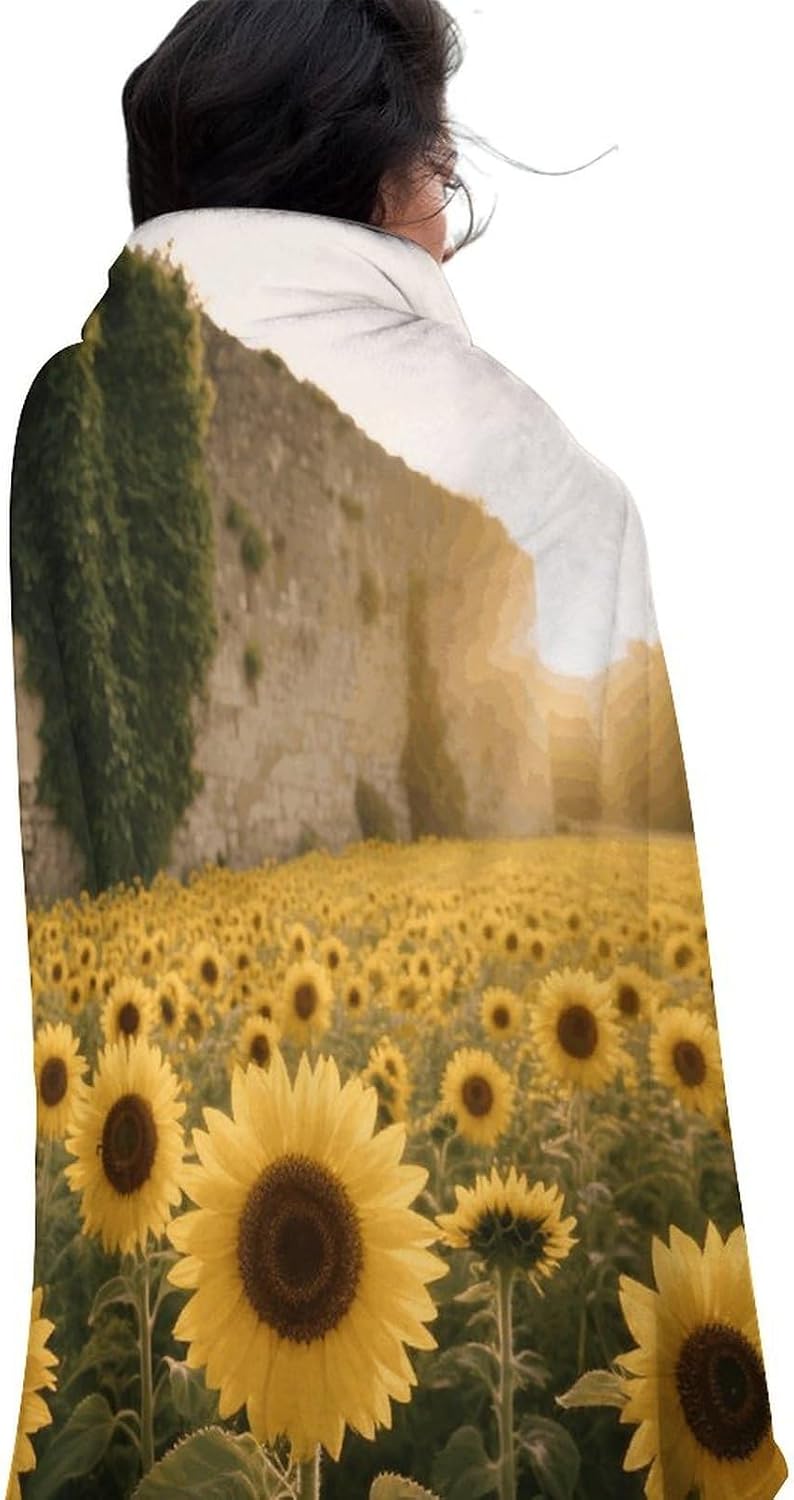 Sunflowers Throw Blanket Round Beach Towel | 59.1 Inch Circular Flannel blanket Large Soft Beach Blanket Lightweight Foldable Beach Towel Throw for Daily Leisure Use