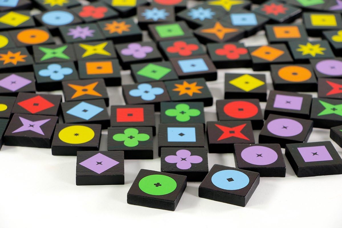 999 Games - Qwirkle - Brettspiel - Seit 2007 mehr als 15 Spielpreise gewonnen - Familienspiel - Gesellschaftsspiel - Lernspiel