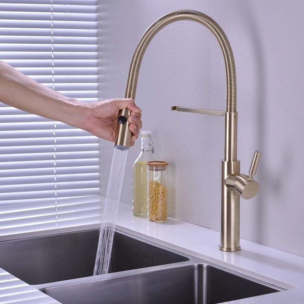 Mitigeur d'évier or brossé avec bec extractible à ressort en acier inoxydable pour cuisine chic
