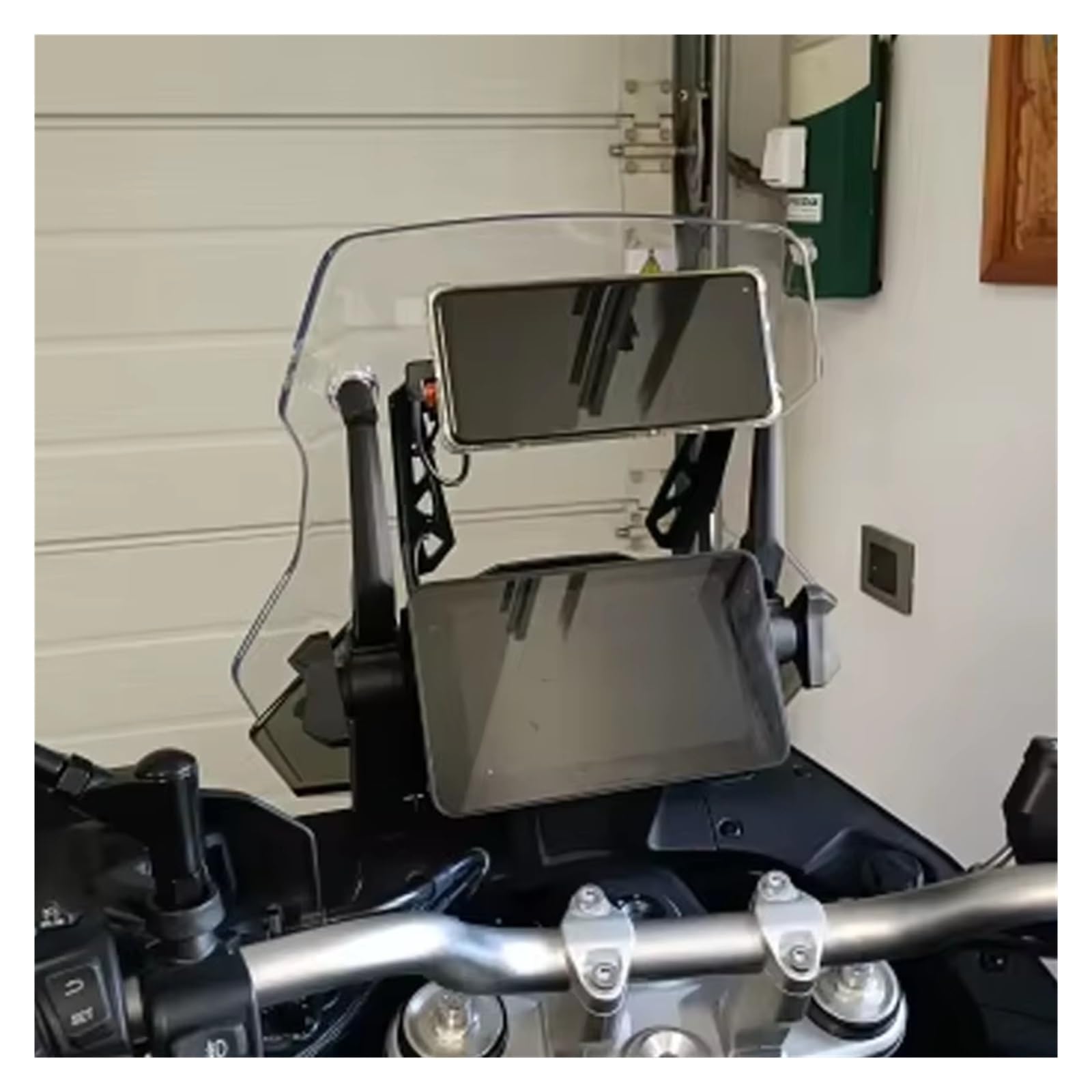 Support GPS CFMOTO 800MT évite les vibrations du téléphone