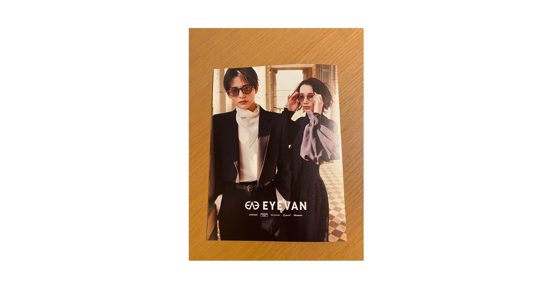 【非売品】朝美絢＆夢白あや EYEVAN ミニフォトBOOK 宝塚 Amazon.co.jp: 朝美絢＆夢白あや EYEVAN ミニフォトブック