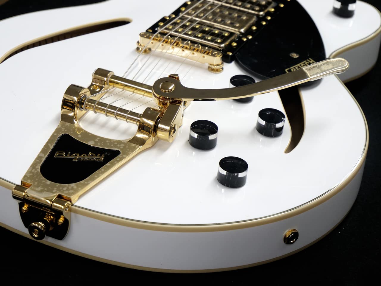 (新品同様) Gretsch G2627TG ホワイト色 新品同様) Gretsch G2627TG ホワイト色 - メルカリ