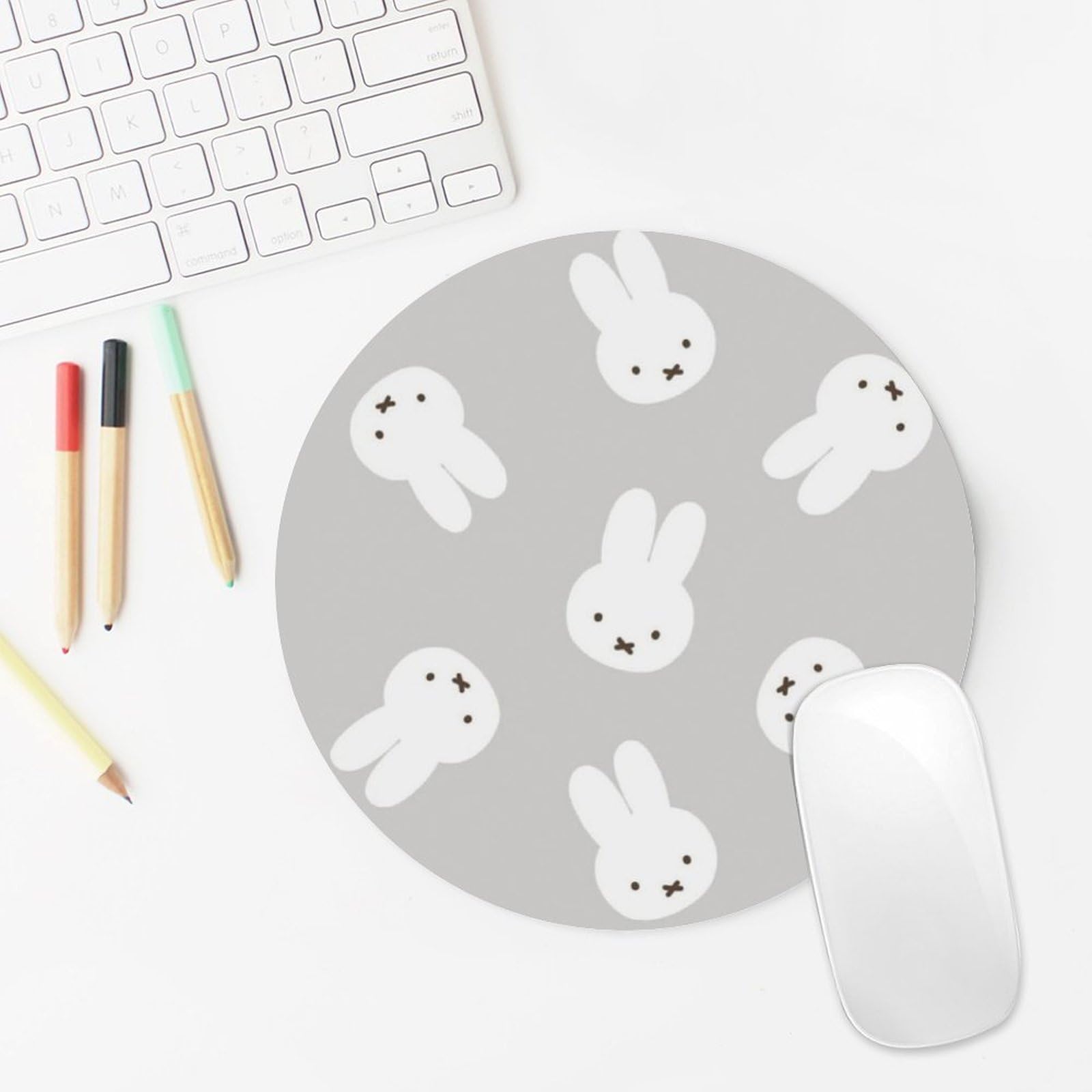 Amazon.co.jp: ミッフィー マウスパッド 小さめ キャラクター 滑り止め