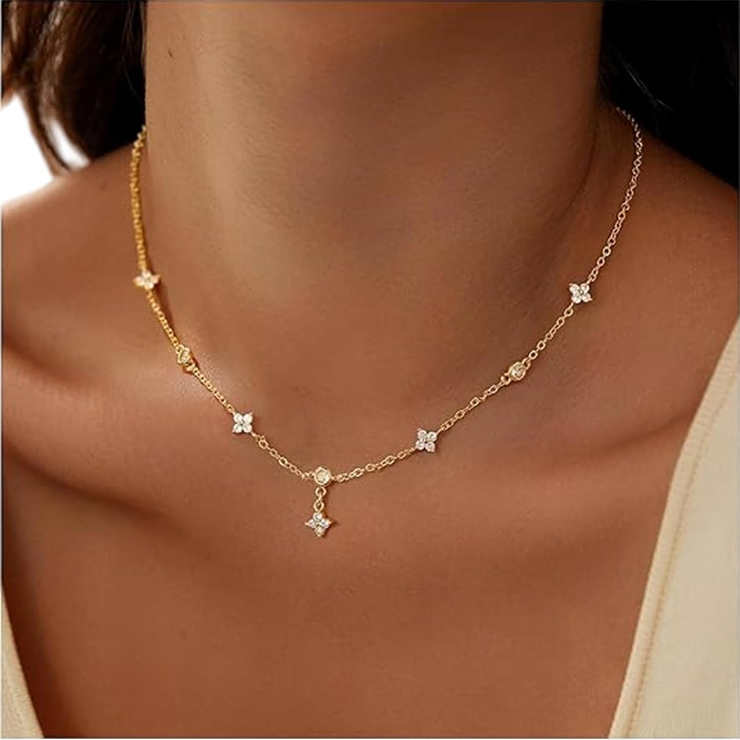Women's Gold Necklace, Ladies' Jewellery Chain, 14 Carat Gold-Plated Necklace with Four-Leaf Clover Pendant, New Fashionable and Exquisite Chain (2026) Necklace, Good Luck Charm,