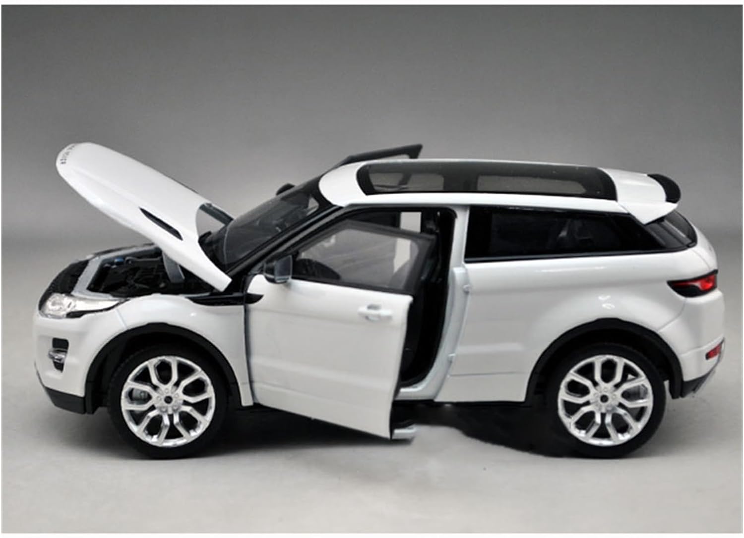 弊社新規取り扱いLCD MODELS ダイキャスト完成品シリーズ新製品をご案内します。 | 株式会社インターアライド ランドローバー オーロラ  シミュレーション モデル コレクション ディスプレイ対象: ダイカスト合金 1:24