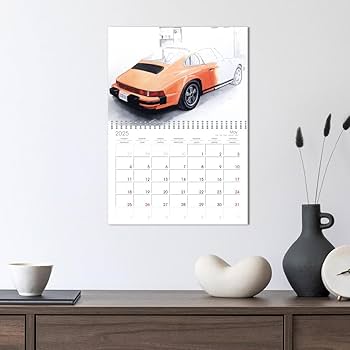 Amazon | ポルシェ911の50年 (月間壁掛けカレンダー 2023年 11.7