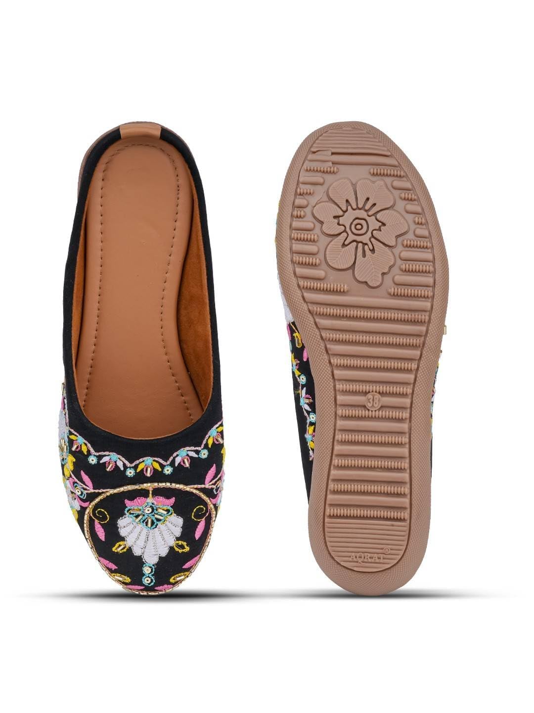 Black Round Jutti | Handcrafted Traditional Ethnic Footwear for Men & Women | Comfortable & Stylish Party Mojari-image-22