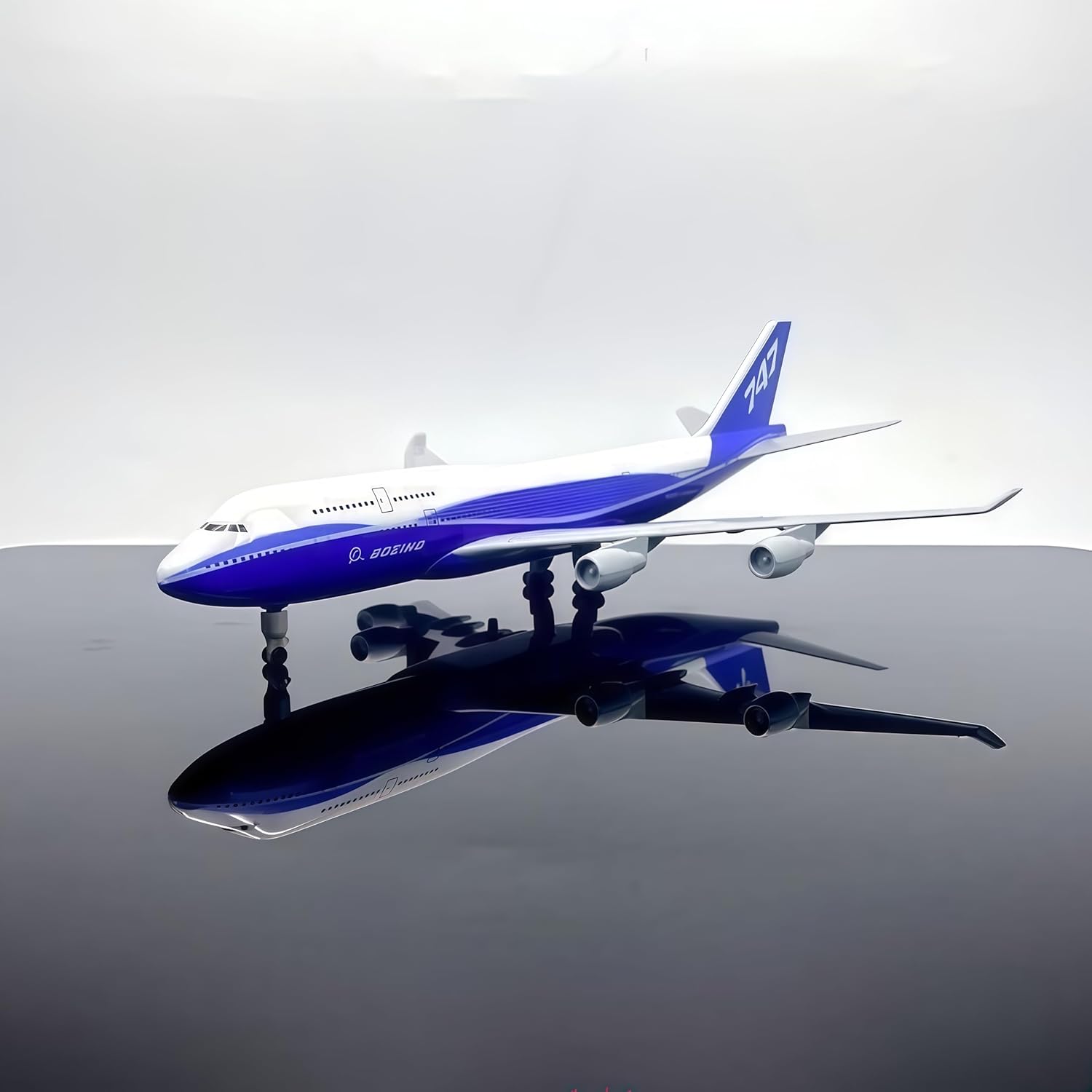 Diecast Metal Boeing 747 Model 1/300 Scale 20cm Jumbo Jet Precision Display Aircraft for Collection Desk Gift