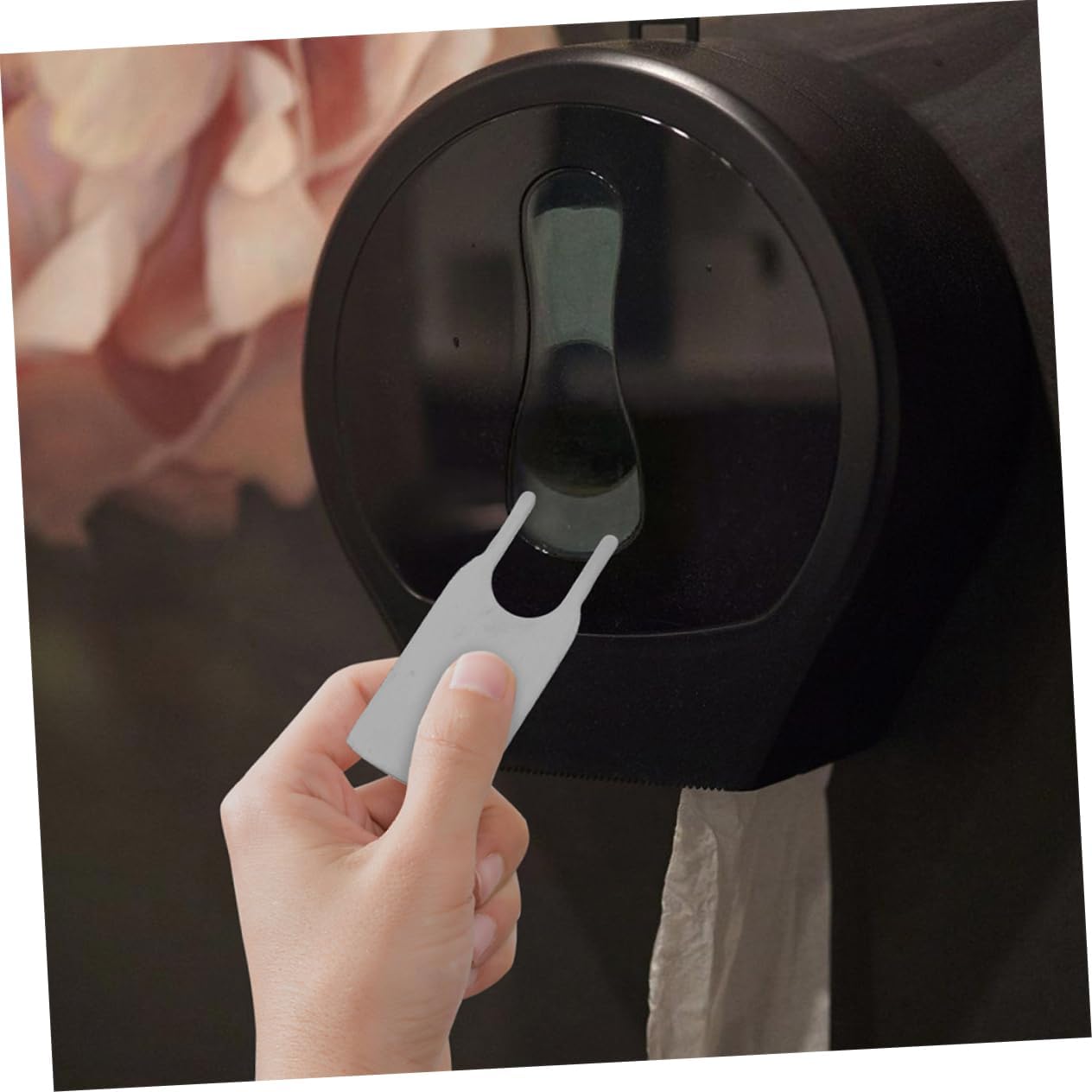 Zerodeko 2pcs Paper Towel Dispenser Keys Easy for Commercial Toilet Paper and Hand Towel Boxes for Maintenance and Quick Refills Sleek White Design