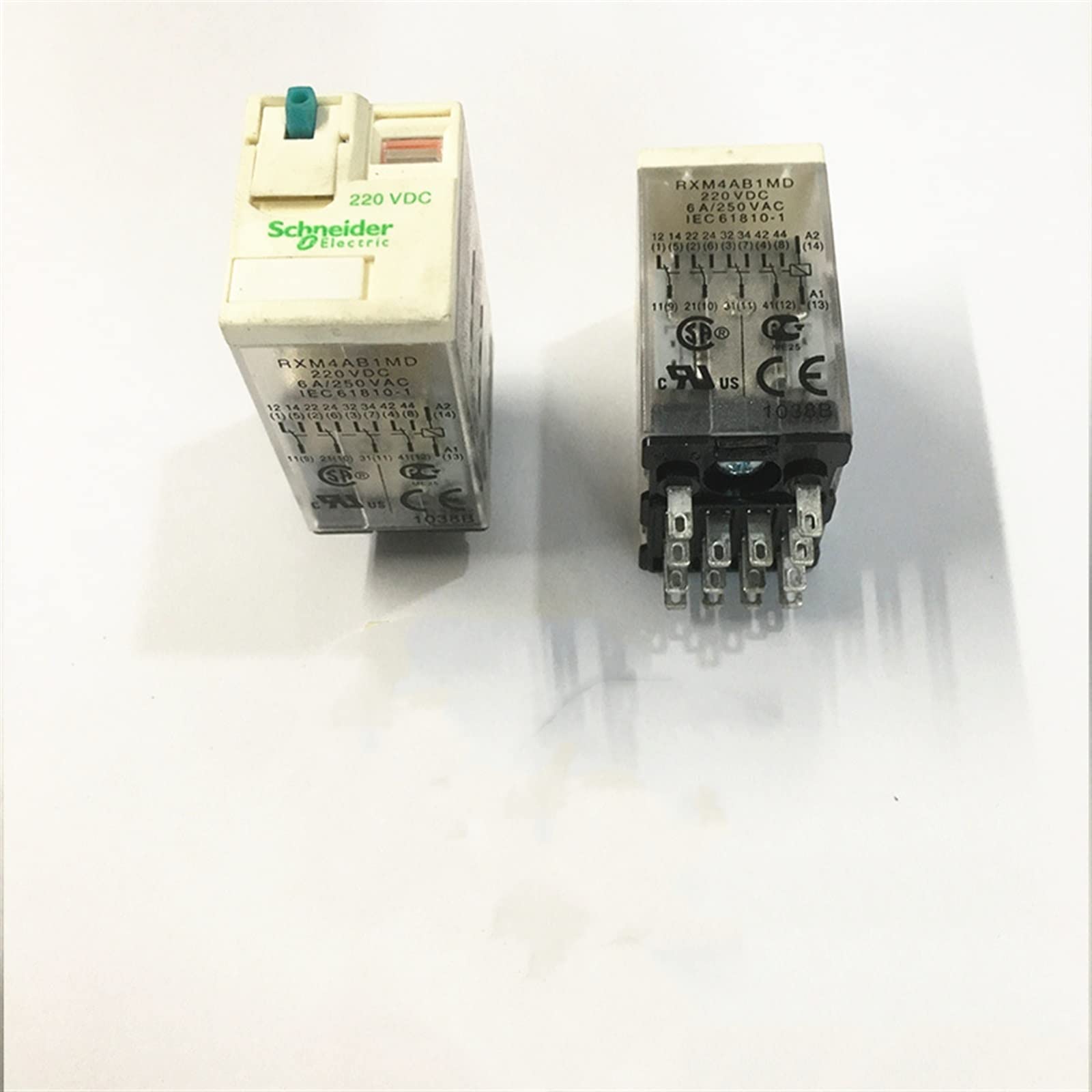 Relé RXM4AB1MD 220VDC para solucionar fallos de maniobra en 6A