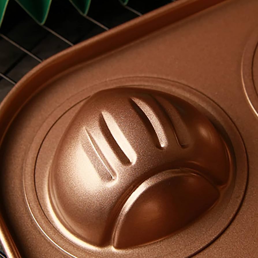 【新品】マロン型　ケーキ型　10個 新品】マロン型 ケーキ型 10個