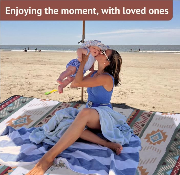 Image of Picnic Blanket Waterproof Camping Mat 200cm Large Beach Picnic Mat with Portable Handy Tote for Travel Sports Home Yoga Park Grass Mat for Baby (Maroon Diamond Pattern)