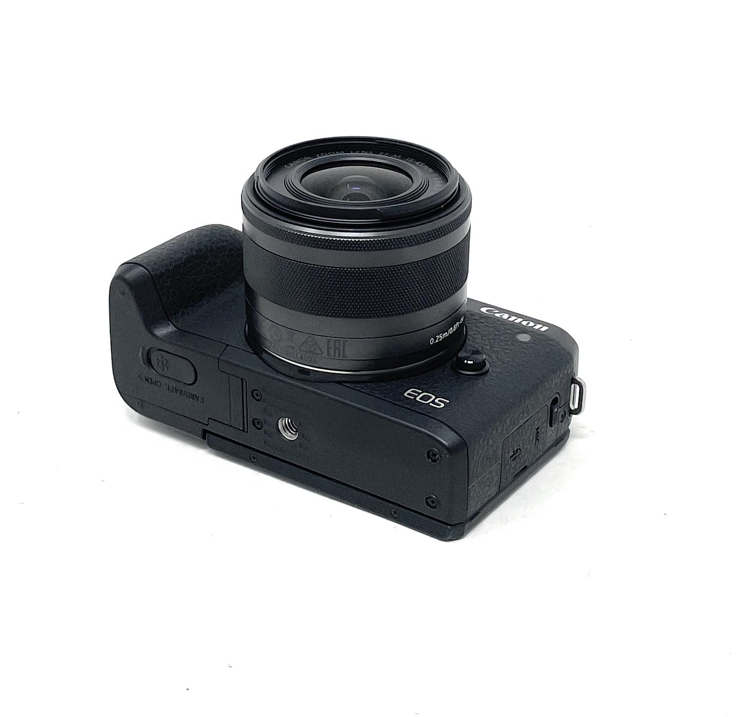 Canon EOS M6 Mark Ⅱ＋レンズEF-M 15-45mm Canon EOS M6 Mark II + EF-M 15-45mm f/3.5-6.3 IS STM + EVF