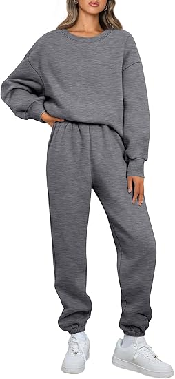 AUTOMET Womens 2 Piece Outfits Sweatsuit Oversized Sweatshirt Lounge Sets Baggy Sweatpants Fall Fashion with Pockets